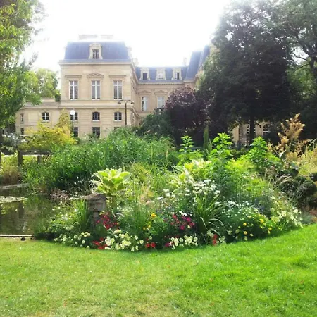 Le Marais Calme Et Lumineux Apartment